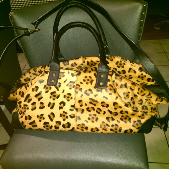 Pottery Barn “ Monroe” calf hair leather carry-on weekender bag - Picture 15 of 16